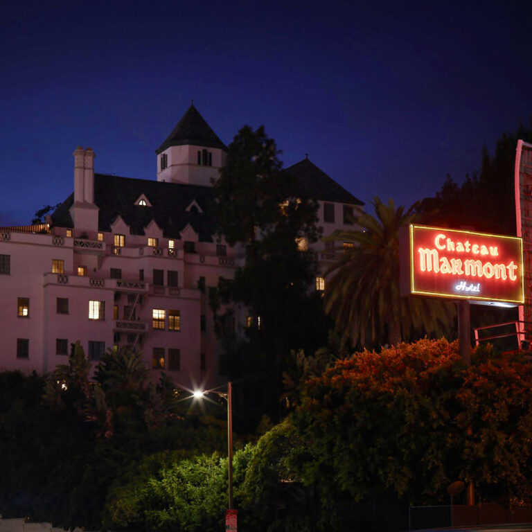 VOCÊ JÁ OUVIU FALAR? – CHATEAU MARMONT – Sexy Sadie